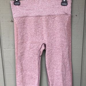 Pink active leggings!!! Light pink, worn twice!!! Defining leggings!!!